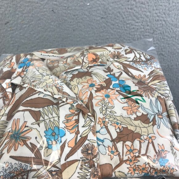 Vintage 1960s Women's LADY ARROW Floral Print Shirt size M - Picture 8 of 8
